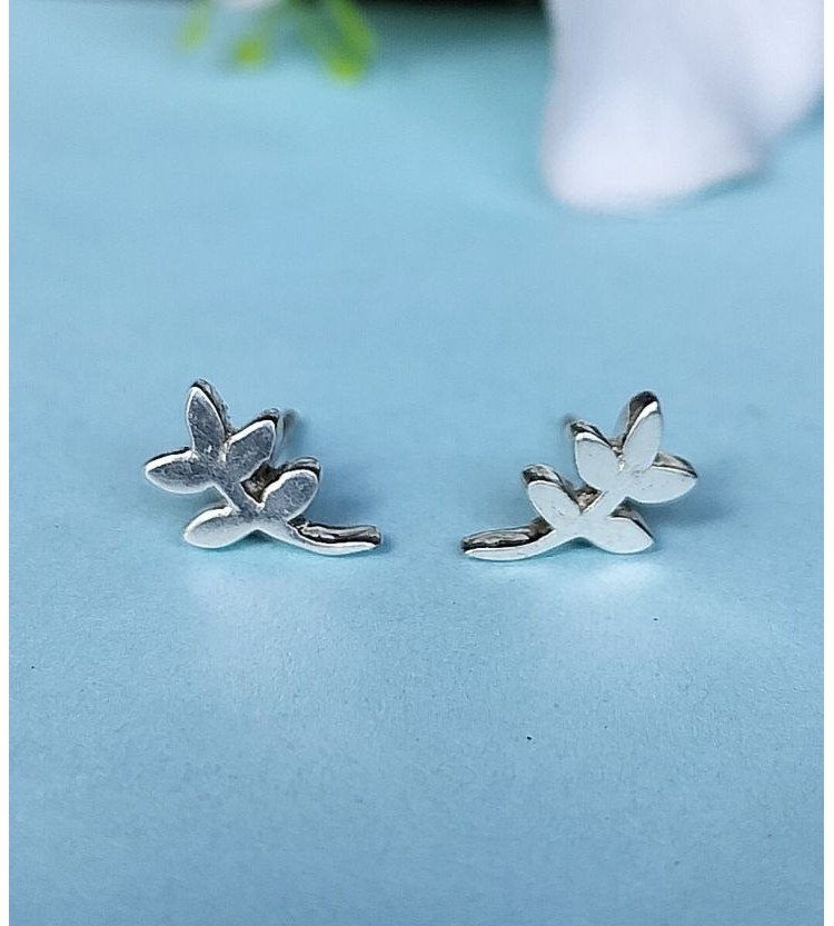 Plain Silver Branch Stud