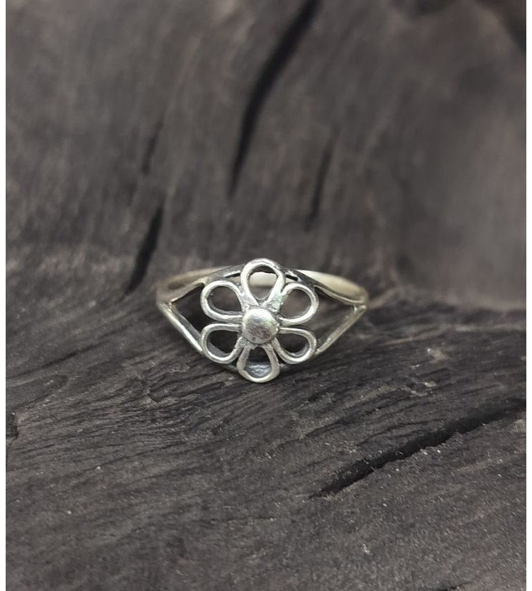 Adjustable Plain Silver Small Flower Ring