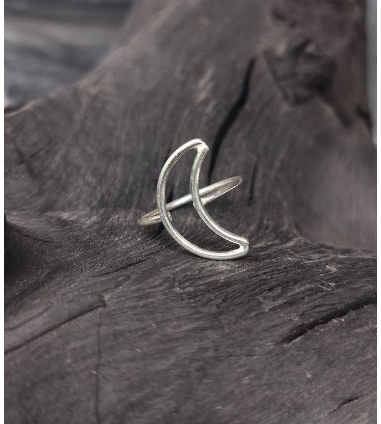 Adjustable Plain Silver Crescent Moon Ring 