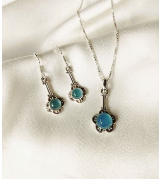 Floral Chalcedony Pendant Set